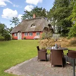 Feriehus Amazing In With Kitchen