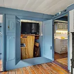 Дом отдыха Amazing In With Kitchen *