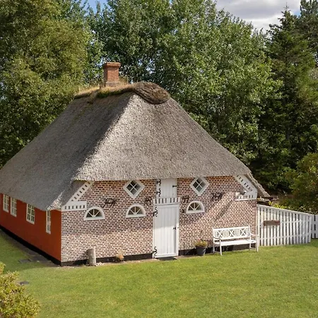 Feriehus Amazing In With Kitchen Romo