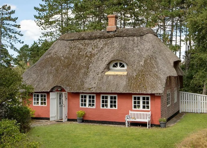 Feriehus Amazing In With Kitchen Romo